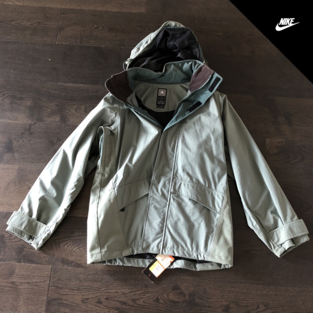 NWT - Nike ACG Snowboarding Jacket
